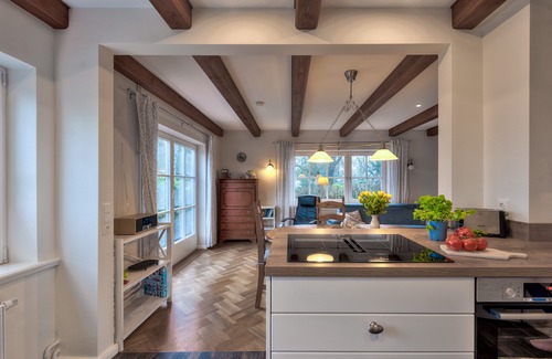 Dagebuell Casa | Tejado de paja con Encanto Cottage - restaurada - Warftlage idílico