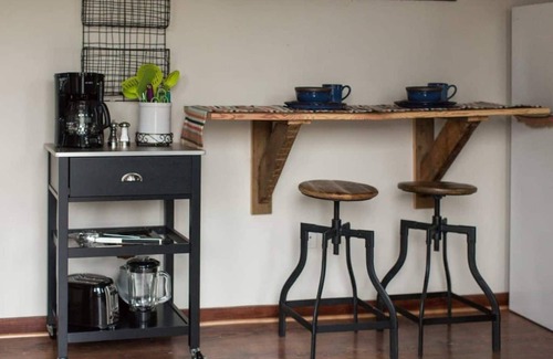 Harrisonburg Casa | Acogedor, a minutos del centro de Harrisonburg, acceso al río Hburg Tiny house!