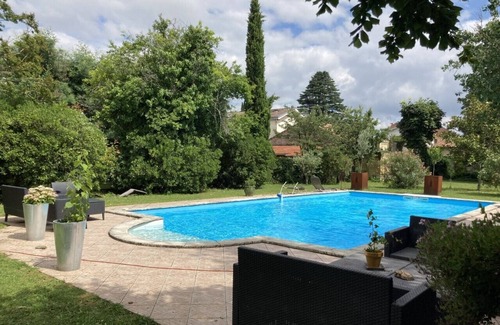 Le Bouscat Casa | Charming town/country house with private pool