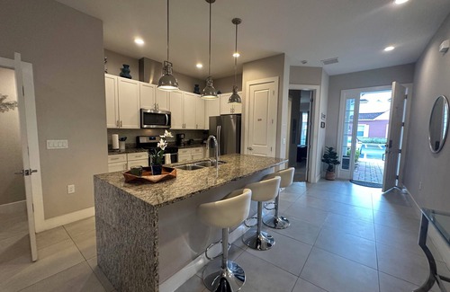 Windsor Hills Casa | Charming townhome in Kissimmee, furnished, in a wonderful location, 3 +1 bd.