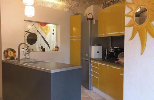 Chenehutte-Treves-Cunault Casa | Charming troglodyte cottage