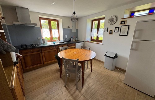 Taintrux Otro | Charming traditional farmhouse, relaxation and nature