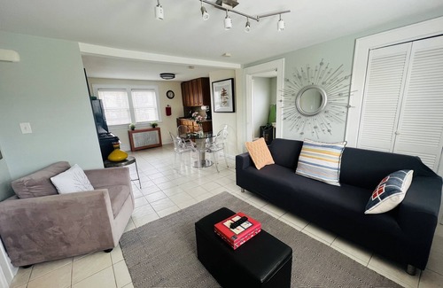 Ampere Apartamento | HERMOSO APTO CERCA DE NYC, ESTADIOS PRINCIPALES, MALLS Y MÁS!