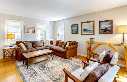 West Tisbury Casa | Charming tree-lined home with outdoor games, firepit, grill, W/D, & AC