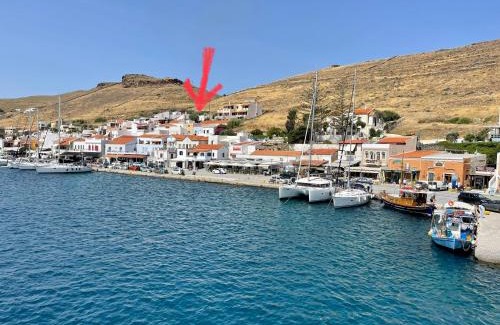 Korissia Casa | Charming two bedroom fisherman's house on Kea