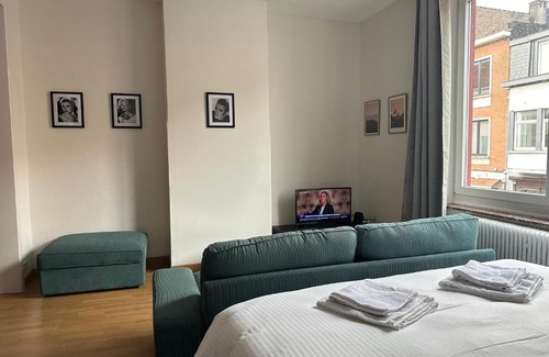 Postel Apartamento | Charming Uccle Apartment with City Views