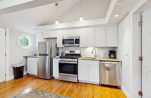 West Yarmouth Casa | Charming updated bungalow with firepit, fast WiFi, & walkable locale near beach