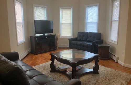 Providence Apartamento | Charming Urban Apartment Getaway