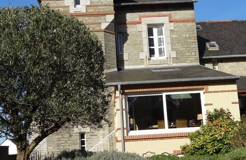 Saint-Cast-le-Guildo Villa | Encantadora villa con vistas al mar.