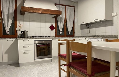 Cannaregio Apartamento | Charming Venetian style, central, air conditioned 2 bedroom apartment