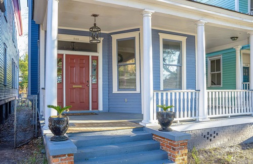 Dixon Park Casa | Charming Victorian home with modern comforts & steps from parks