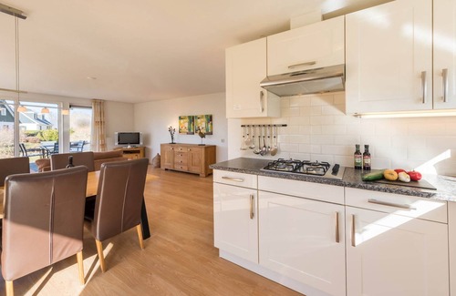 Gasselternijveen Villa | Villa tranquila junto al lago con lavadora