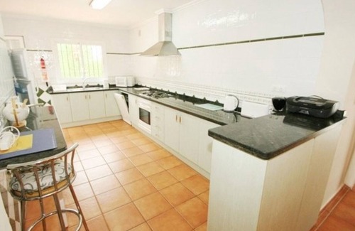 Orba Villa | Villa encantadora en Orba con piscina privada y aire acondicionado para 6 personas