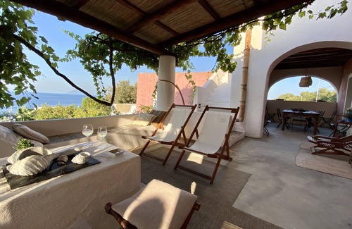 Malfa Villa | Charming villa in SALINA Capo Faro- dream sunset -