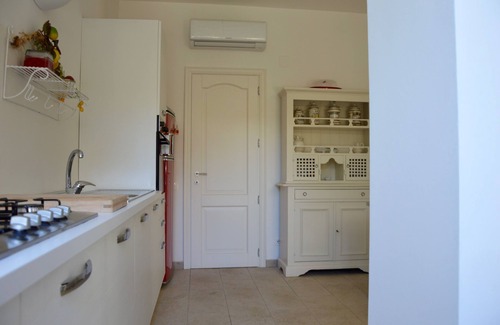Palermo Villa | Encantadora villa con piscina en Mondello, el lujo, el confort, relajación, playa y tenis!