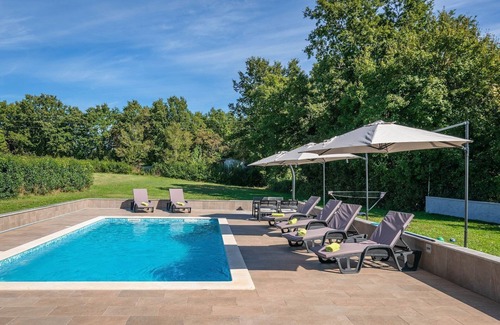 Prodol Casa | Encantadora villa con piscina privada, camas de sol