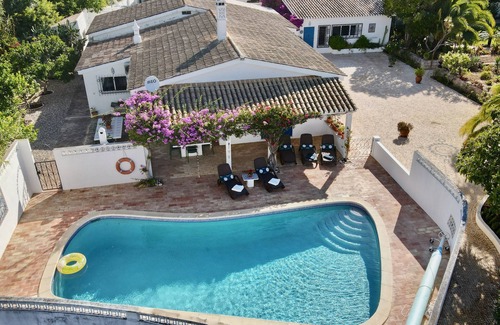 Praia da Luz Villa | Villa exclusiva con piscina climatizada cerca de Sandy Beach, senderismo, golf y bodegas