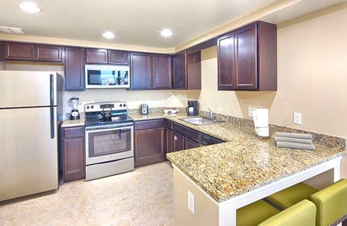 Florida Central Atlantic Coast Villa | Villa hermosa con piscina, wifi y cerca de Disyney, Sea World, y tiendas
