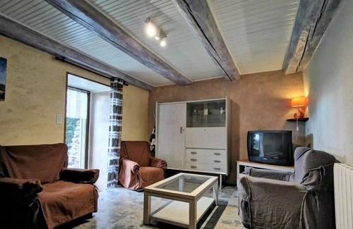 Mazeyrat-Aurouze Cabaña | Casa rural renovada con jardín, cerca de Chavaniac-Lafayette y Langeac