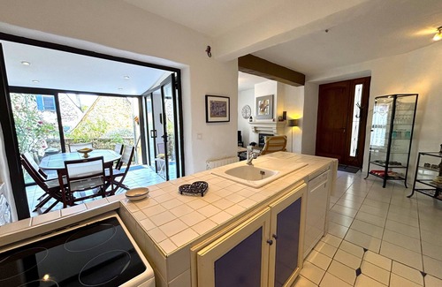 Saint-Cyprien Casa | CASA CON ENCANTO CON PATIO PRIVADO EN EL PUEBLO MEDIEVAL DE SAN CHIPRE