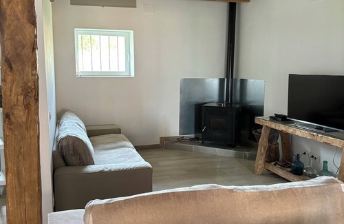 Ligos Casa | Casa de pueblo con encanto ( Las mascotas son bienvenidas sin coste adicional)