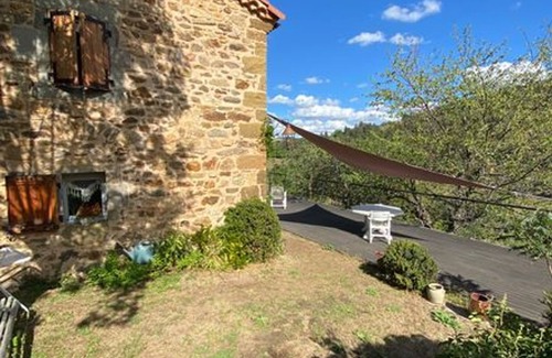 Tailhac Cabaña | Encantadora casa de viña con gran terraza para parejas