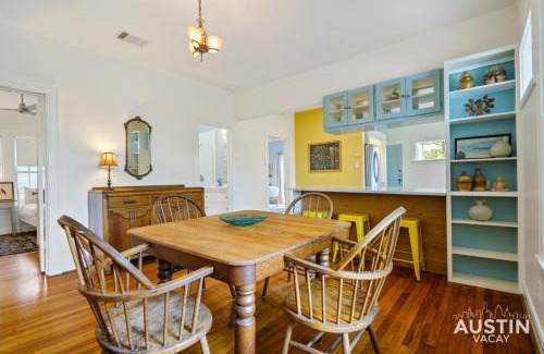 Barton Heights Casa | Charming Vintage House in Zilker with Hot Tub and Parking