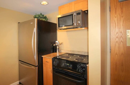 Ala Moana Apartamento | Charming Waikiki Condo Steps to Beach and Shops
