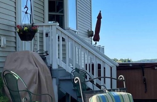 Clayton Apartamento | Charming Waterfront duplex docks. small dog welcome