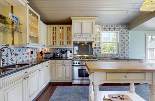 Buzzards Bay Casa | Charming waterfront home with patio, W/D, & amazing location