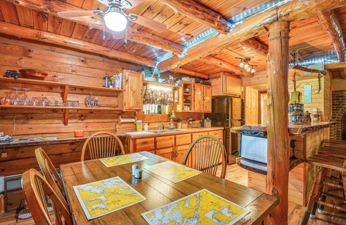 Wellesley Island Cabina | Charming Wellesley Island Cabin Near State Parks