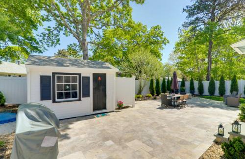 West Yarmouth Casa | Charming West Yarmouth Home about 2 Mi to Beach!