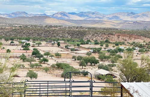 Wickenburg Casa | Charming Western Home