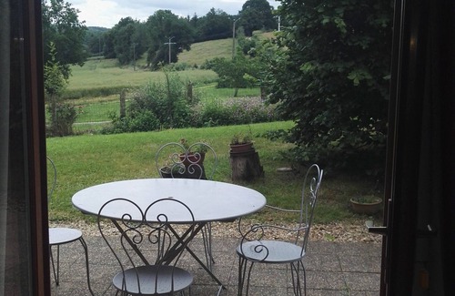 Thoire-sur-Dinan Cabaña | Casa rural de madera con jardín, fibra óptica y vistas a la campiña