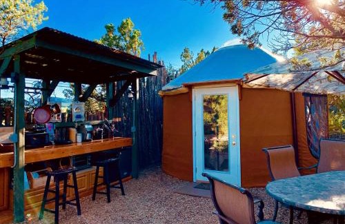 Zuzax Otro | Charming Yurt in the Cibola National Forest near Albuquerque, New Mexico
