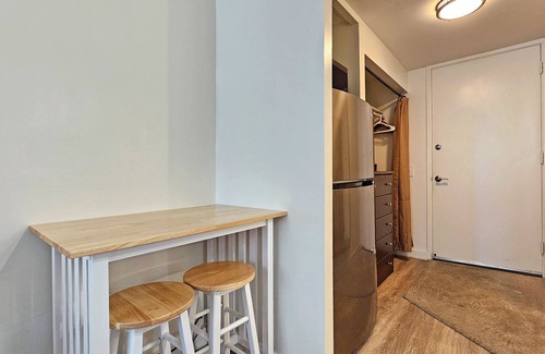 Diamond Head - Kapahulu - St. Louis Apartamento | Charming10th Floor Cozy Studio w/Parking