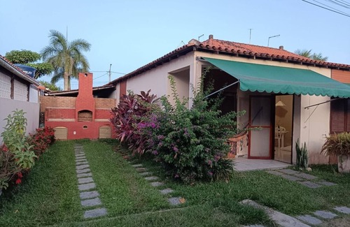 Jacone Casa | Charmosa, Segura, Confortável e com Ótima Internet