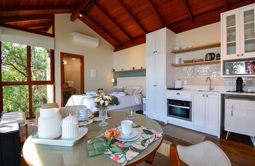 Sambaqui Casa | Charmosa Suíte em Sambaqui