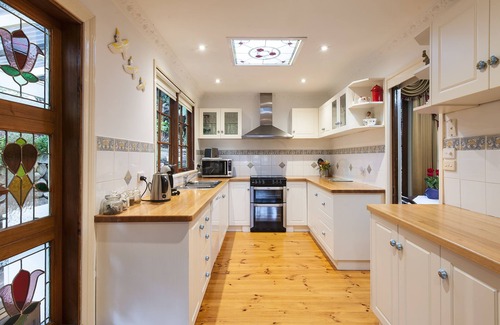 Warburton Cabaña | Charnwood Cottages
