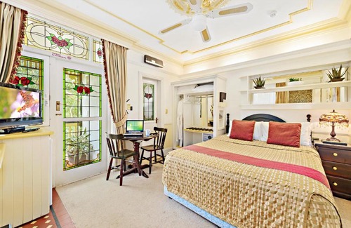 Chatswood Casa | Charrington Hotel