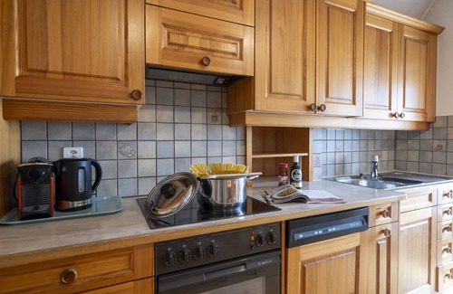 Ardez Casa | Chasa Bröl: Engadine holiday home in the middle of idyllic Ardez