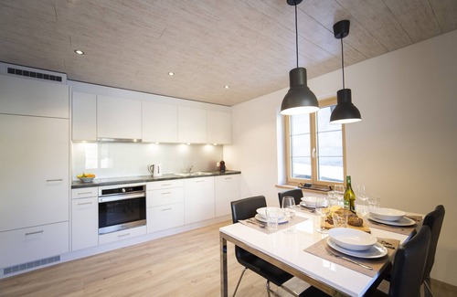Ramosch Apartamento | Chasa Schilana 84: Lovingly furnished 3.5-room apartment in the heart of Ramosch