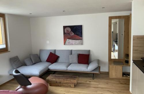 Ravaisch Apartamento | Chasa Siringia EG