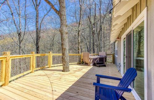 Gatlinburg - Pigeon Forge Chalet De Esquí | Chasing Fireflies Treehouse, Hot Tub, WIFI, As seen on Barnwood Builders!
