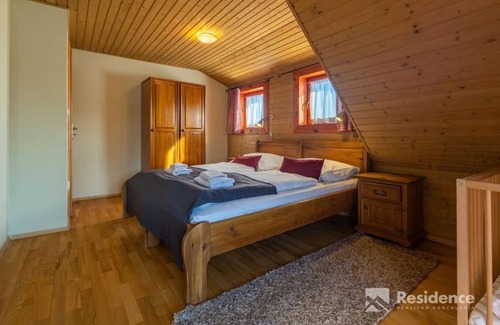 Stredne Malatiny Chalet De Esquí | Chata Ellas