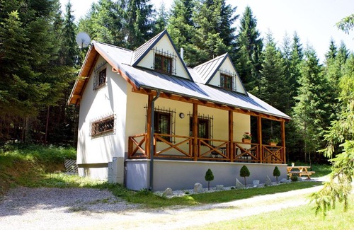 Smizany Chalet De Esquí | Chata Malý Sokol