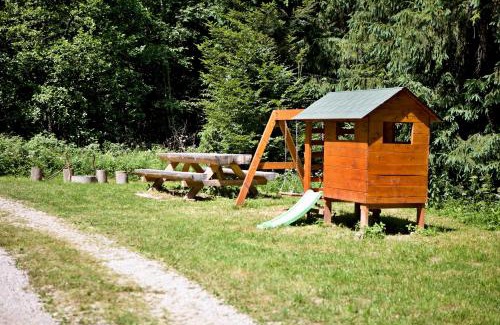 Smizany Chalet De Esquí | Chata Malý Sokol