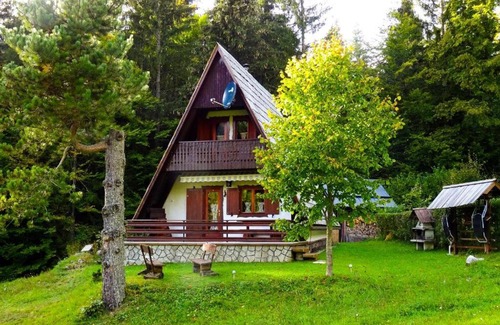 Raca Chalet De Esquí | Chata pod grúúňom