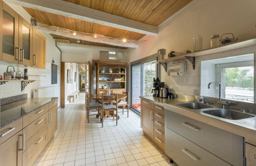 Limousis Otro | Chateau Asturias - Seis Habitaciones , Capacidad 12