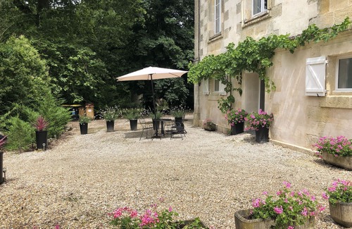 Saint-Christoly-de-Blaye Casa | Chateau Bavolier